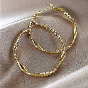 5/$25 GOLD HOOP EARRINGS
